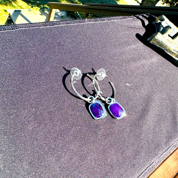 Award winning earrings by the Danish design team, DYRBERG/KERN. - Picture 3 of 4